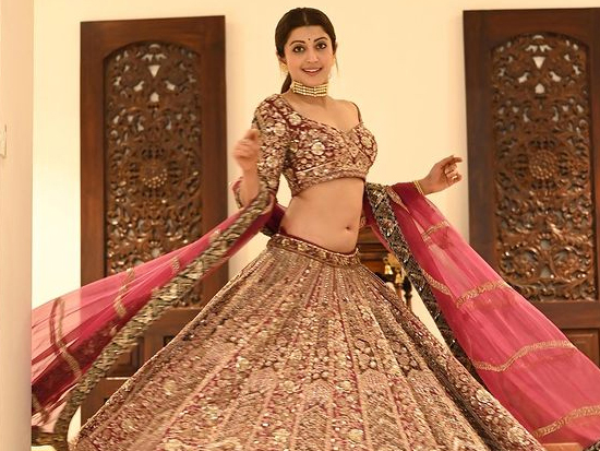 Dazzling Clicks Of Pranitha Subhash